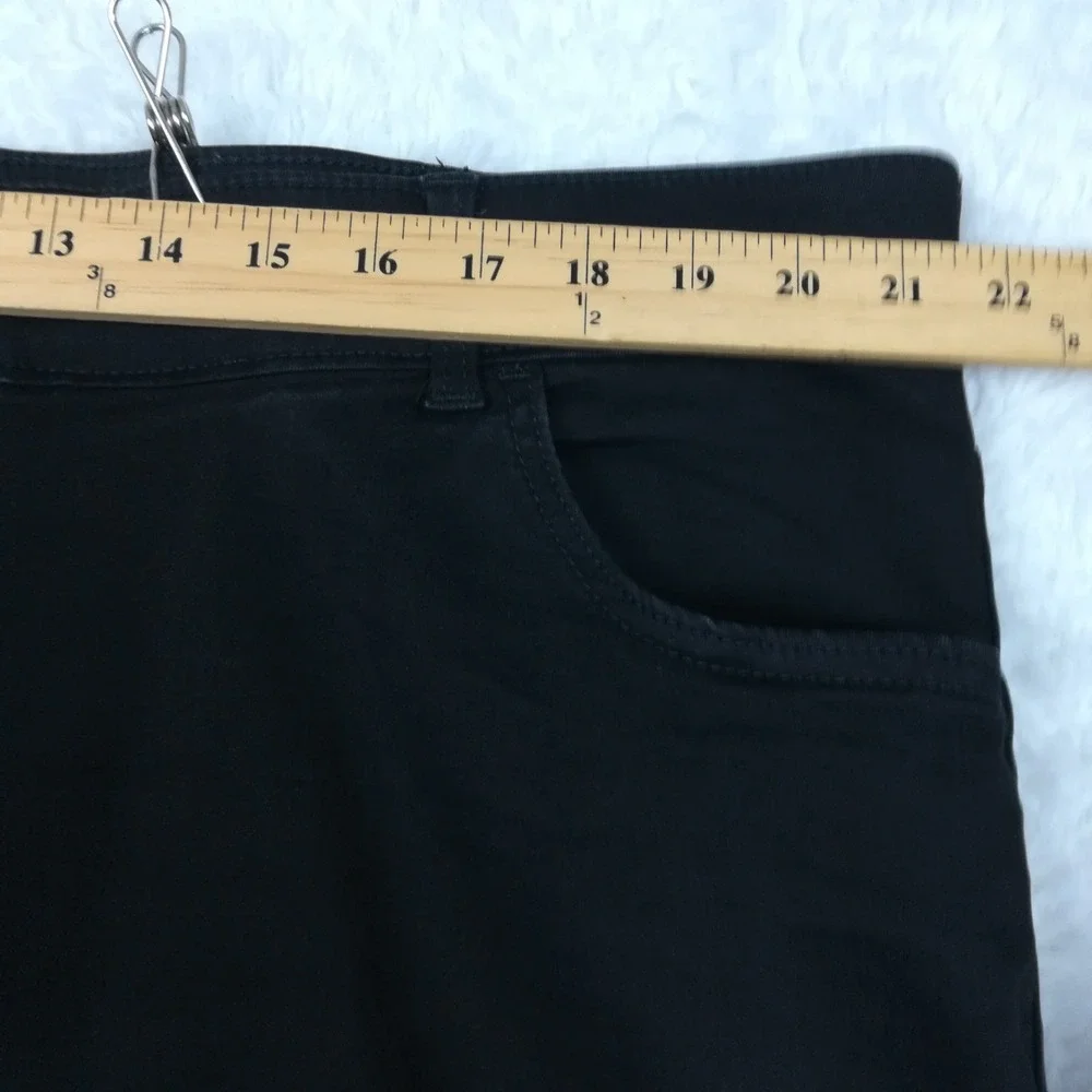 Lee Womens Jeans Flex Motion Straight Leg Black Denim Mid Rise Regular Plus 24W